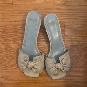 Frances valentine bow slipper (sample)